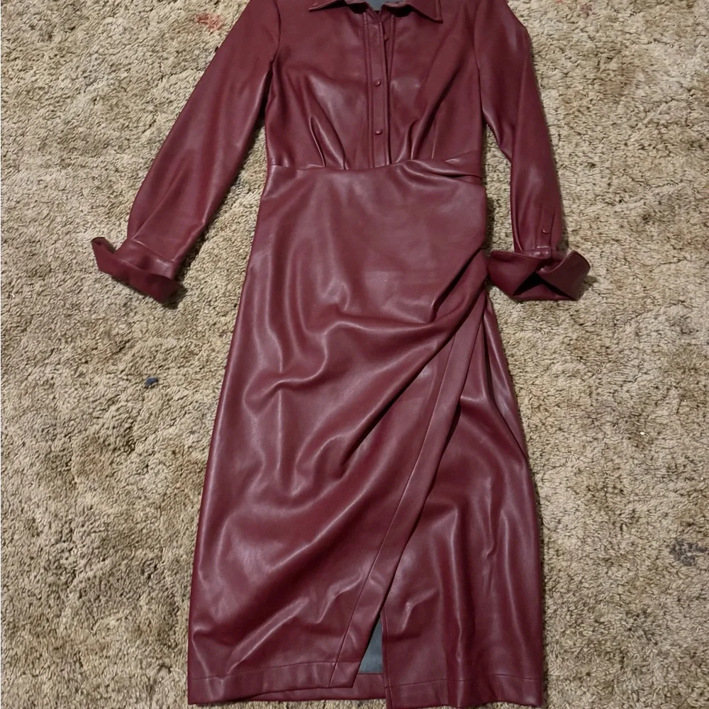 Avec Les Filles Burgundy Midi Dress - Picture 3 of 5